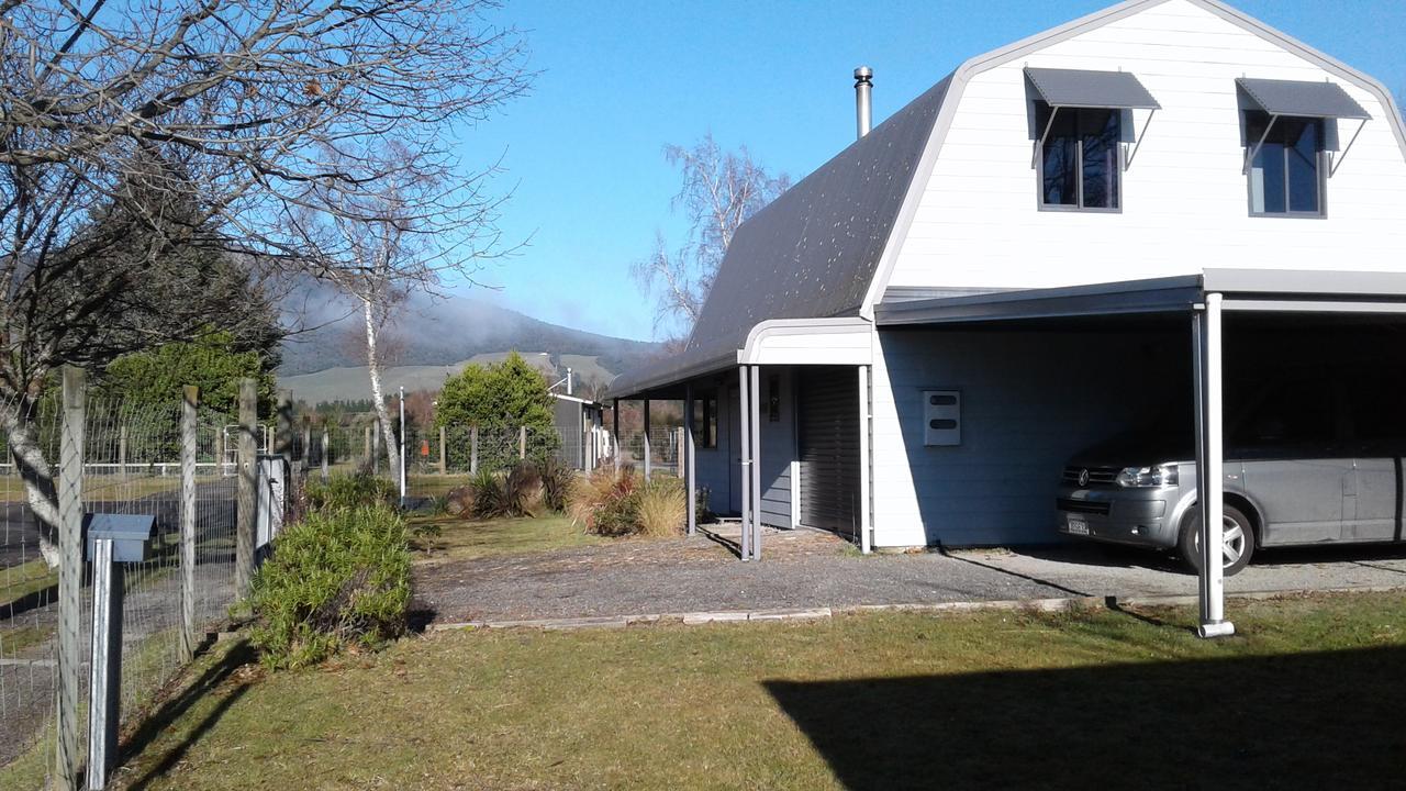The Barn In Turangi Villa Dış mekan fotoğraf